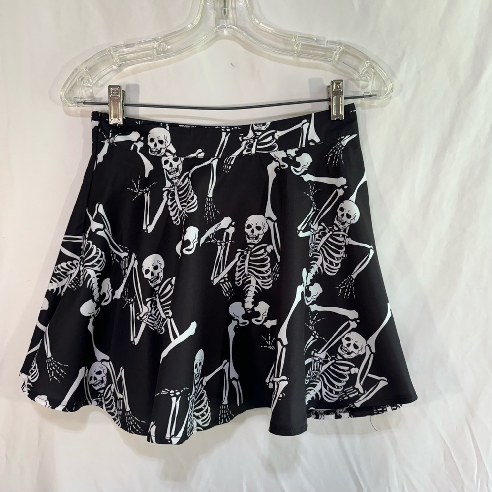 SHEIN High Waist Skeleton Print Punk Skirt - Picture 4 of 9